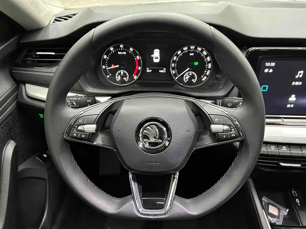 Škoda Octavia 2023 Facelift PRO TSI280 Premium Edition фото 3