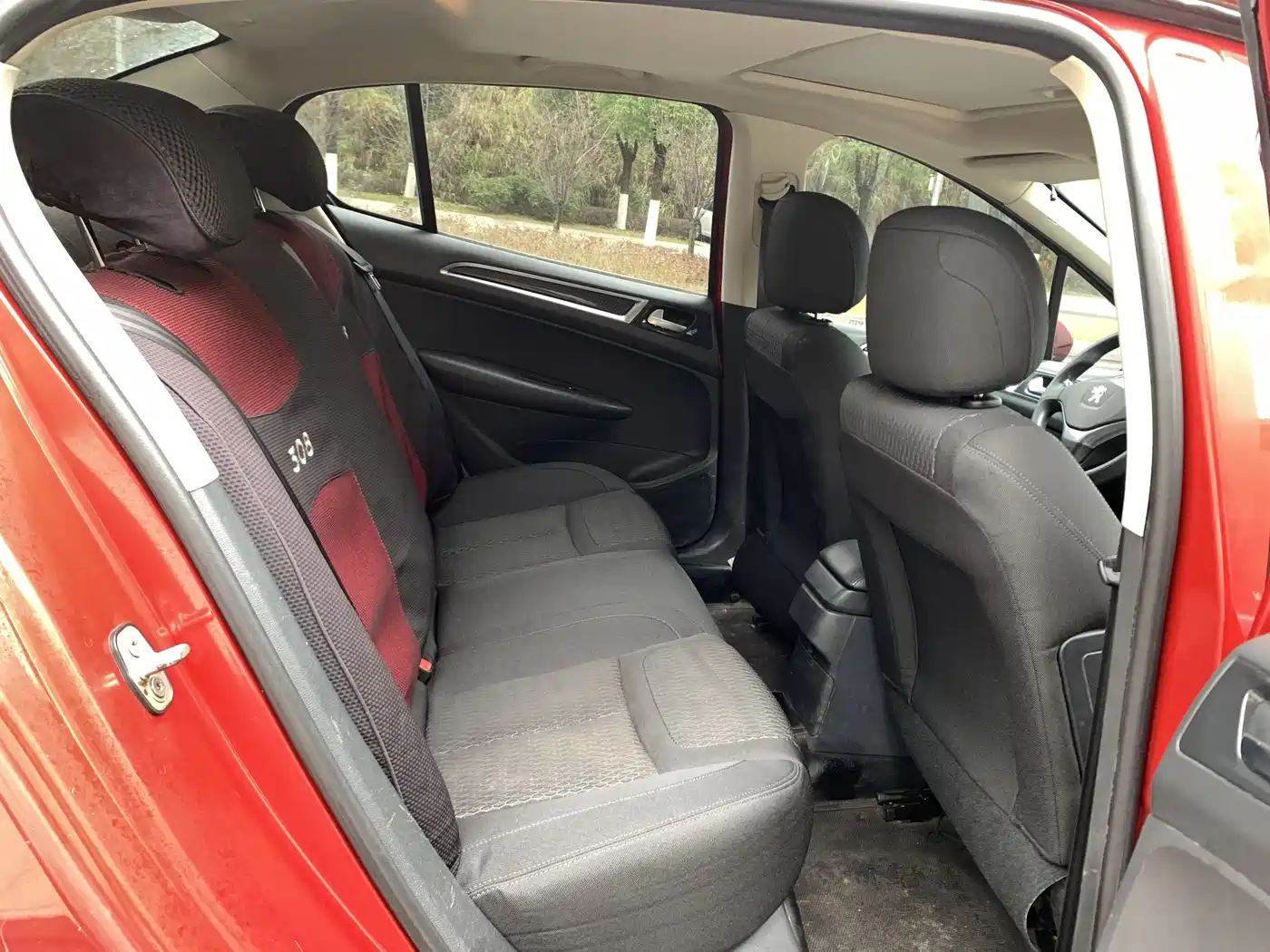 Peugeot 308 2012 1.6L Manual Premium Type фото 11