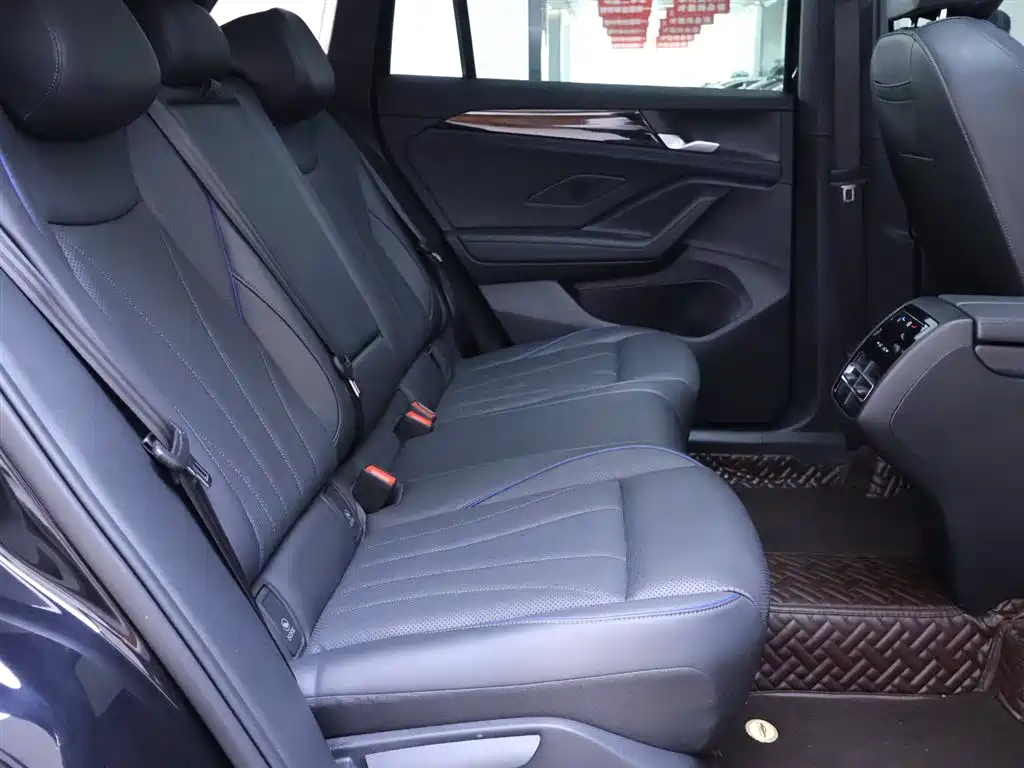 Volkswagen Tiguan L 2024 PRO 330TSI 2WD R-Line Smart Edition фото 22