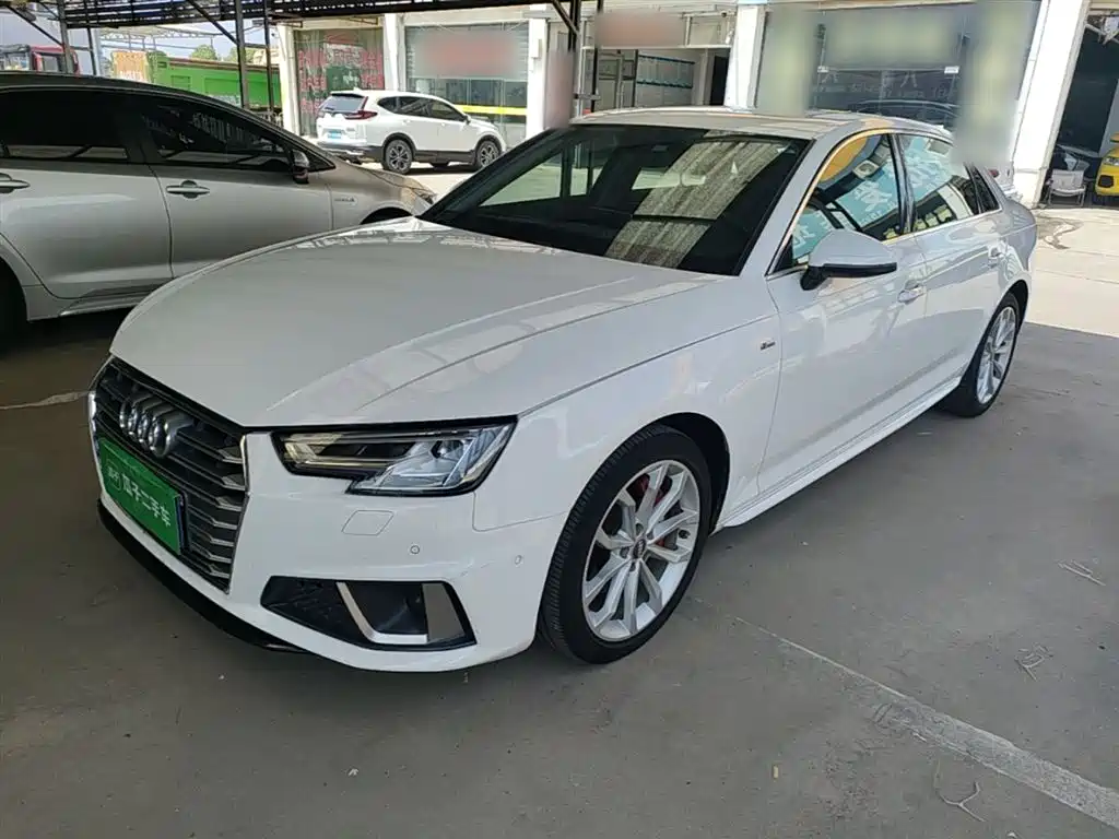 Audi A4L 2019 40 TFSI Fashion (China V)
