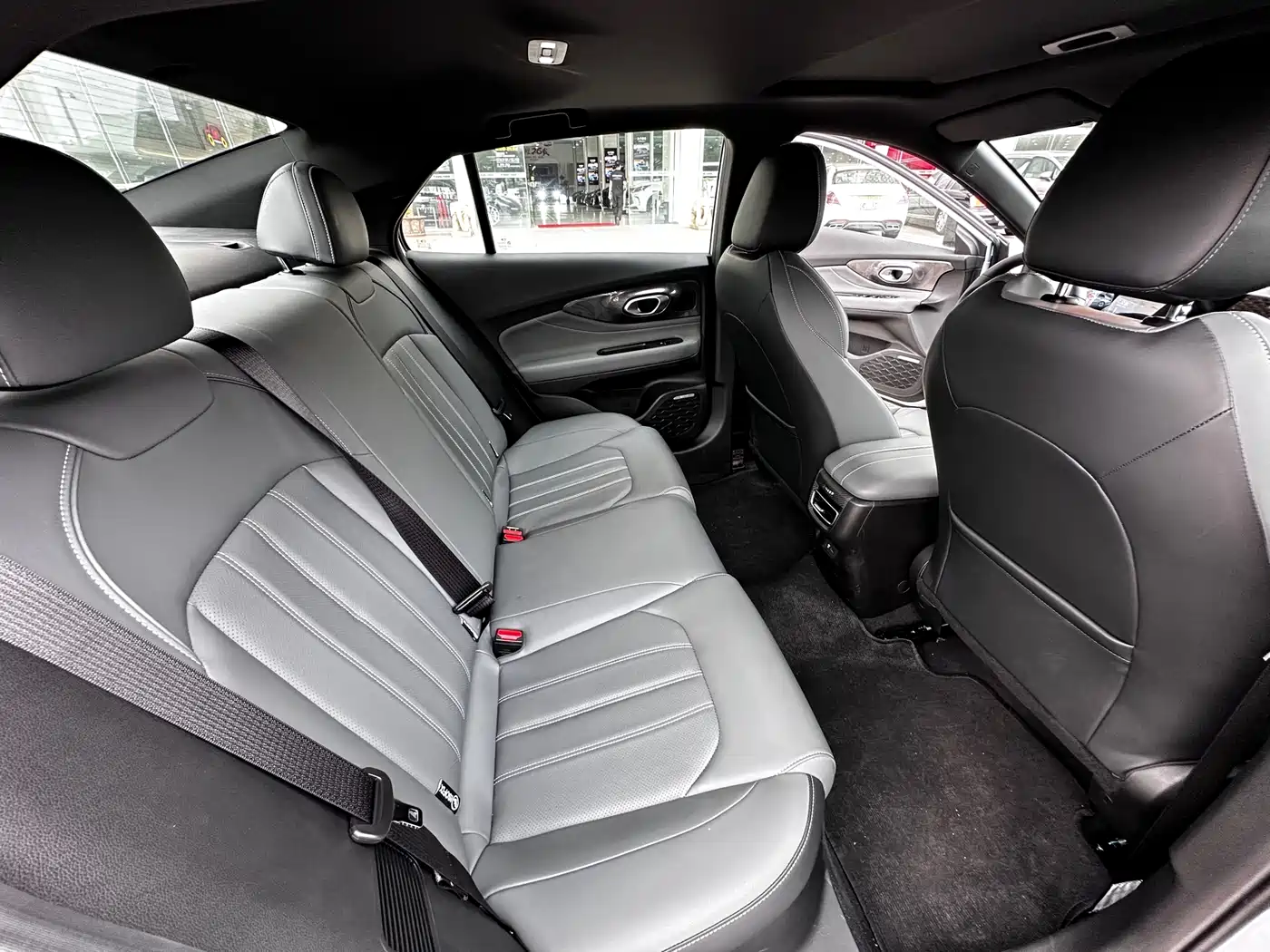 GAC Trumpchi Trumpchi Emkoo 2024 Model 270T DCT Shadow Leopard R-Style Edition фото 13