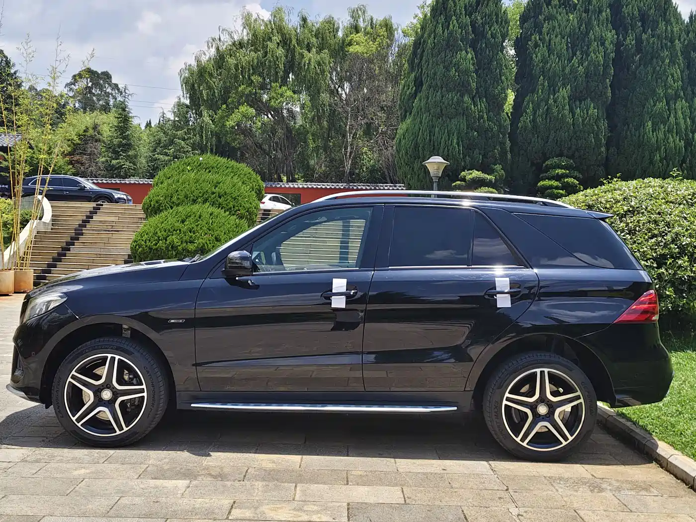 Mercedes-Benz GLE 2016 GLE 450 AMG 4MATIC фото 36