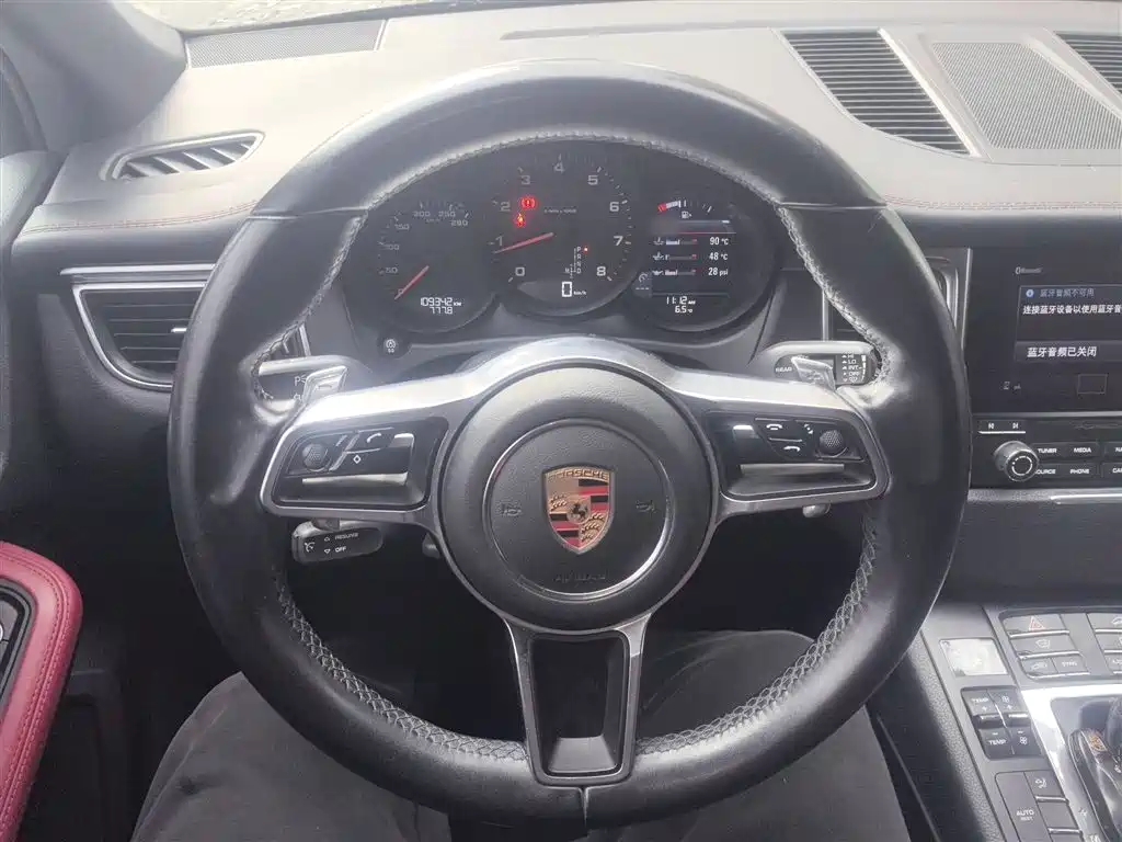 Porsche Macan 2017 Macan 2.0T фото 7