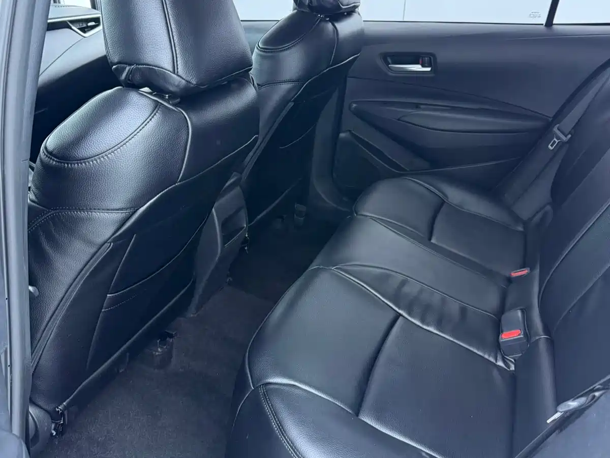 Toyota Corolla 2021 1.2T S-CVT Elite PLUS Edition фото 11