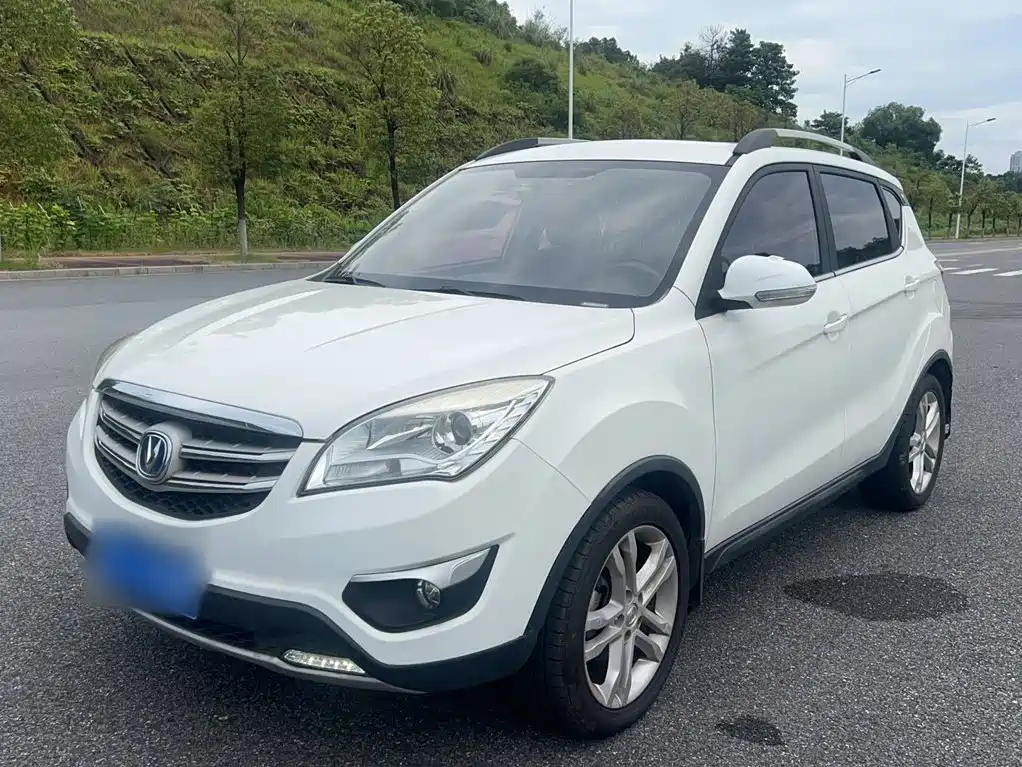Changan CS35 2017 2016 1.6L Automatic Luxury Model China V