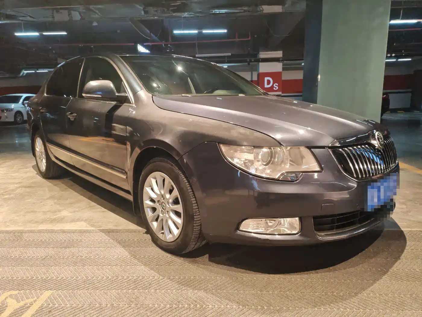 Škoda Superb 2009 1.8TSI Automatic Premium фото 3