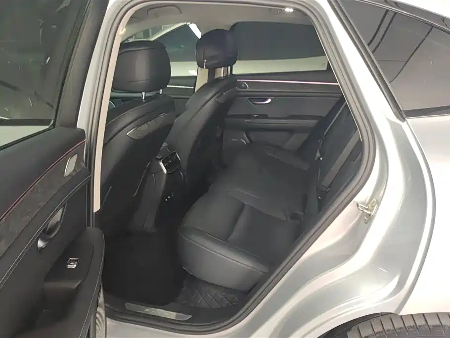 AITO Wenjie AITO M5 2022 Extended Range AWD Flagship фото 11