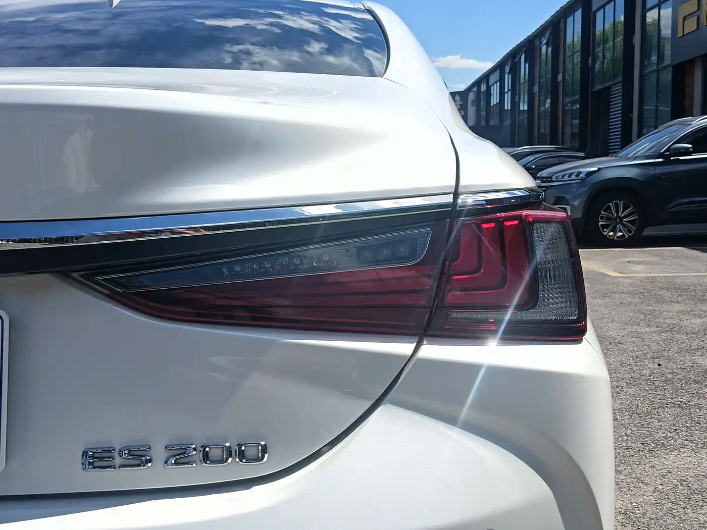 Lexus ES 2021 200 Excellence Edition фото 11