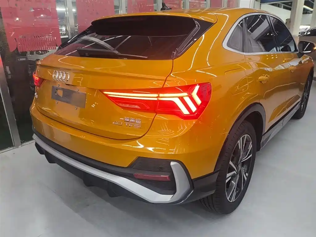 AUDI Q3 SPORTBACK