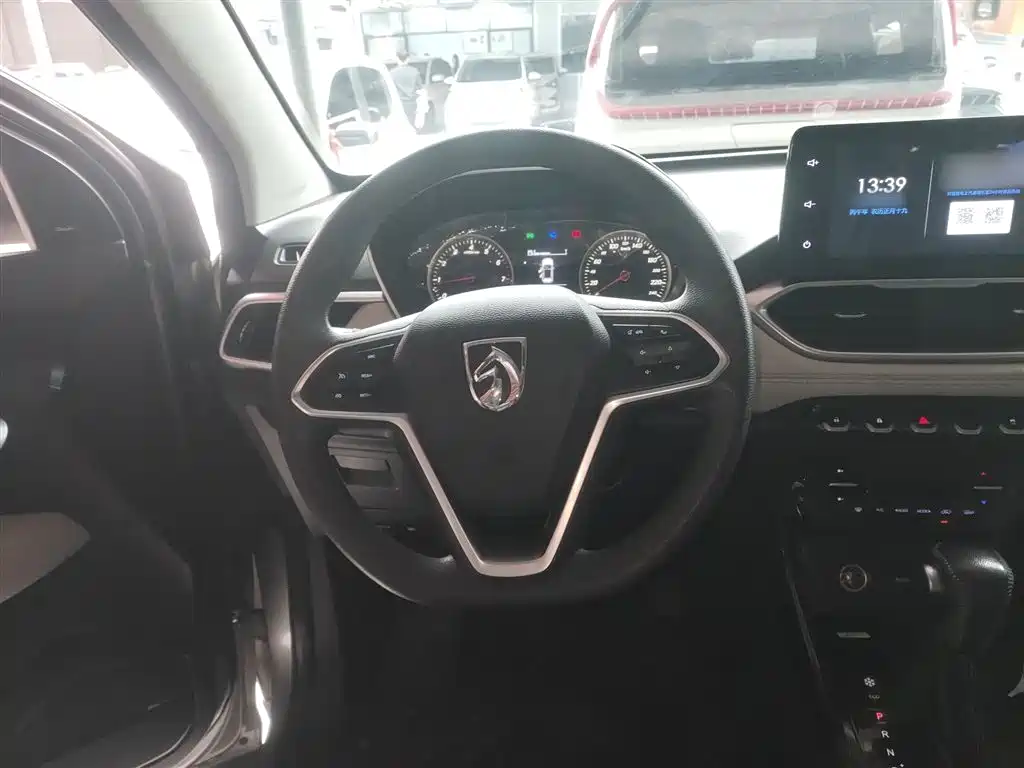 BAOJUN 530