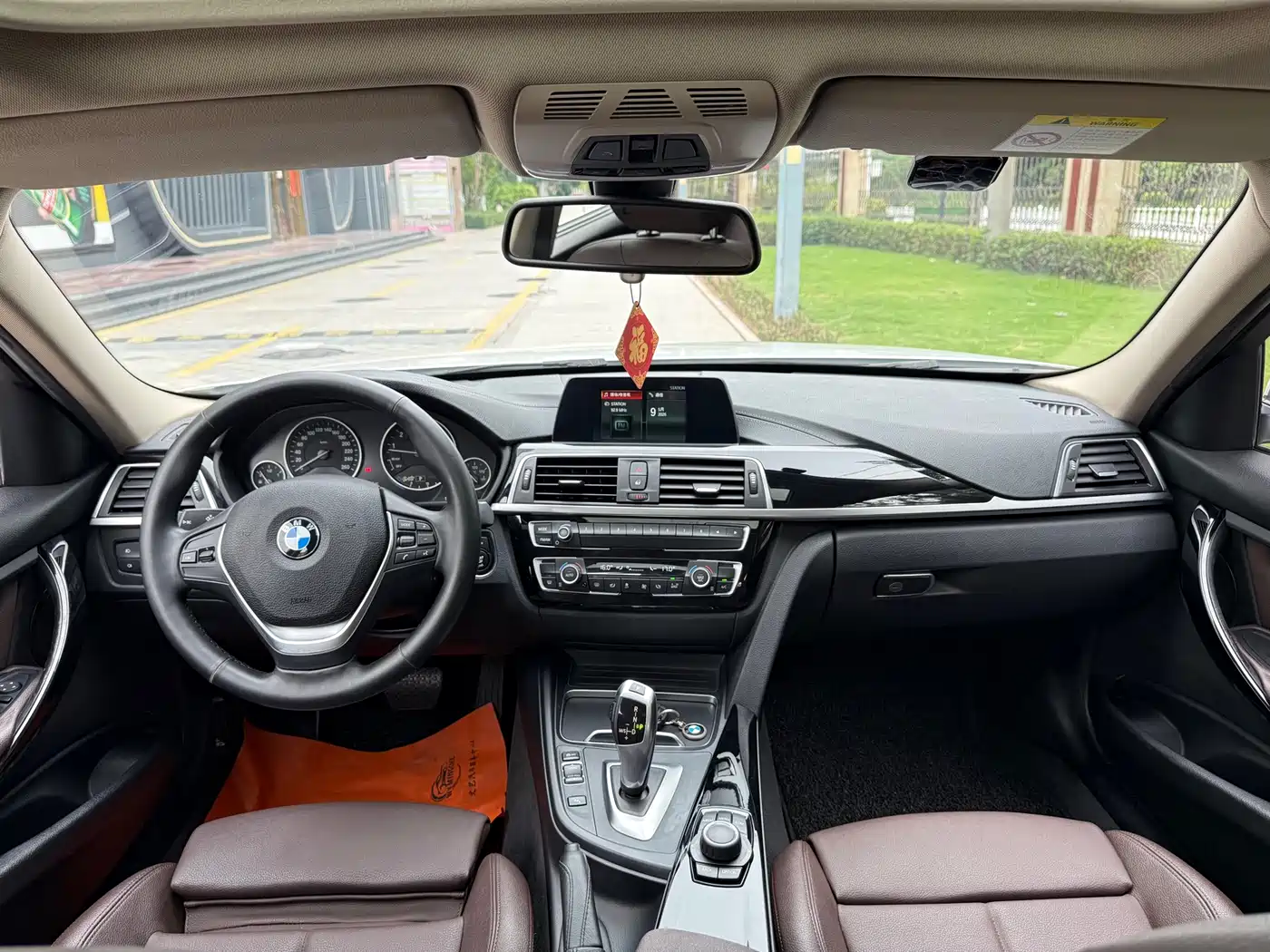 BMW 3 Series 2018 320Li Fashion Style фото 21