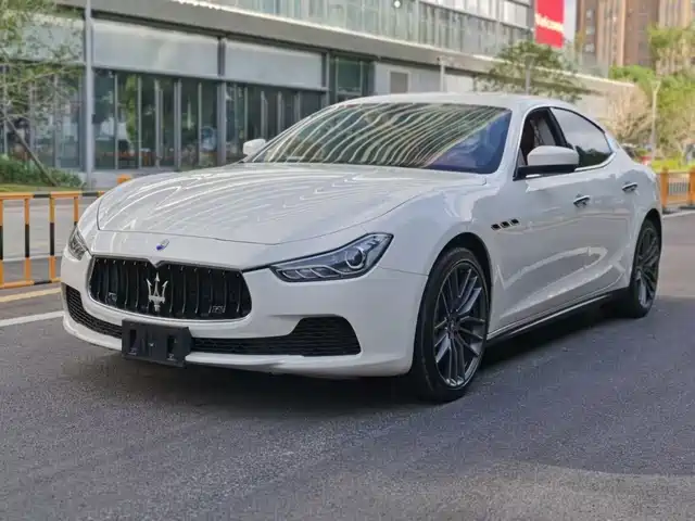 MASERATI GHIBLI
