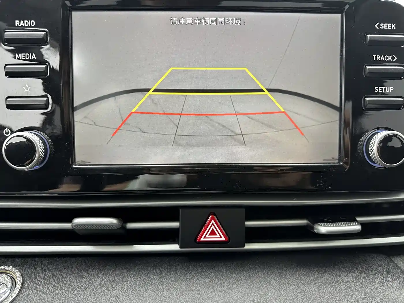 Hyundai Elantra 2023 1.5L CVT GLX Elite Edition фото 17