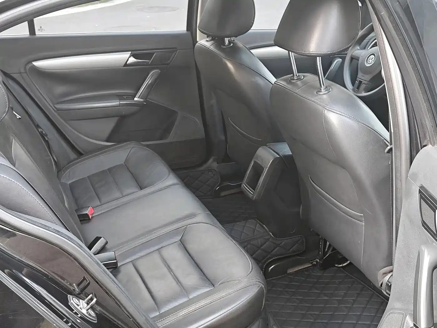 Volkswagen Lavida 2013 Facelift 1.4TSI DSG Comfort фото 9