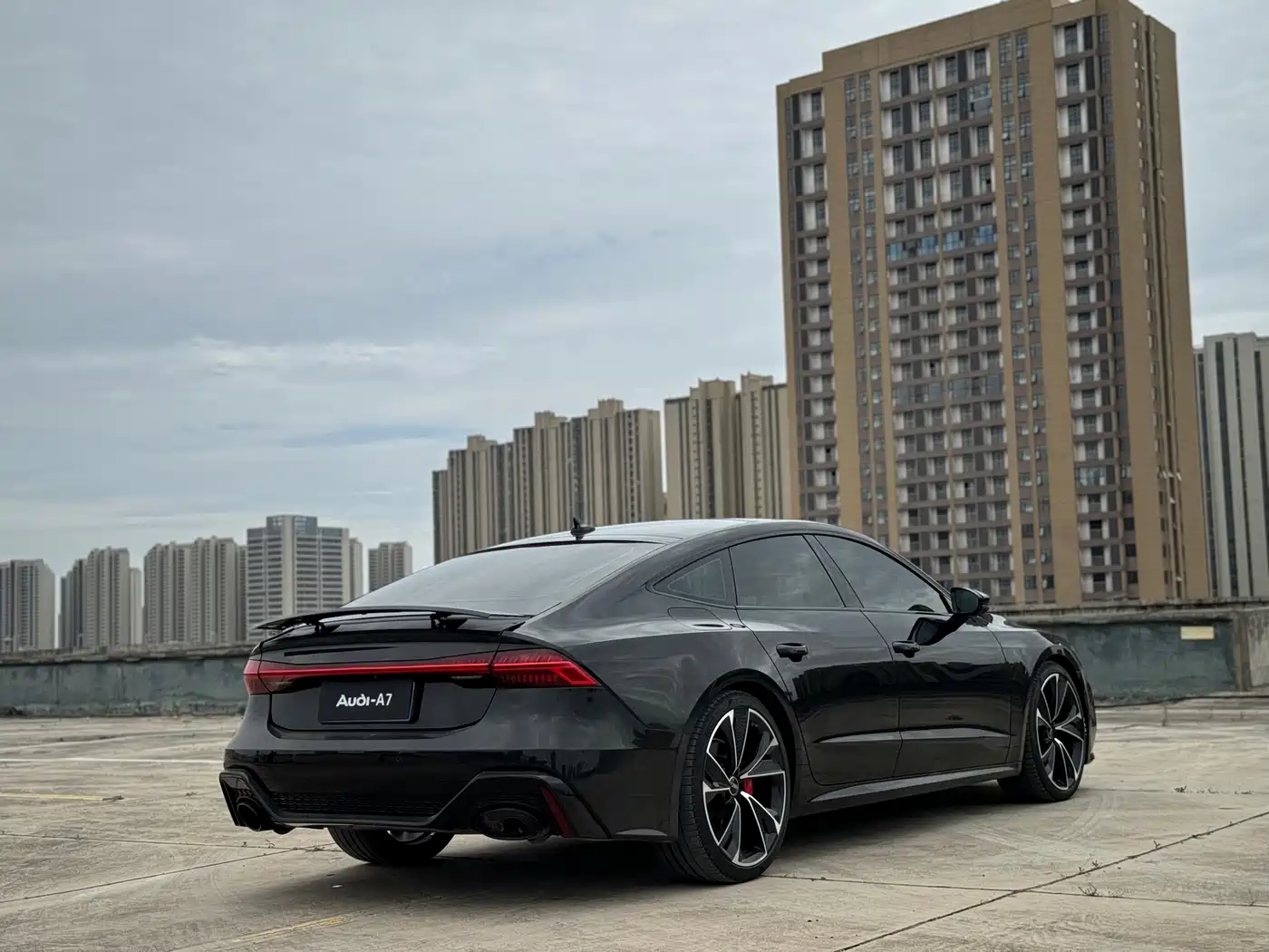 Audi A7 2023 Model 45 TFSI Premium Selection Edition фото 6