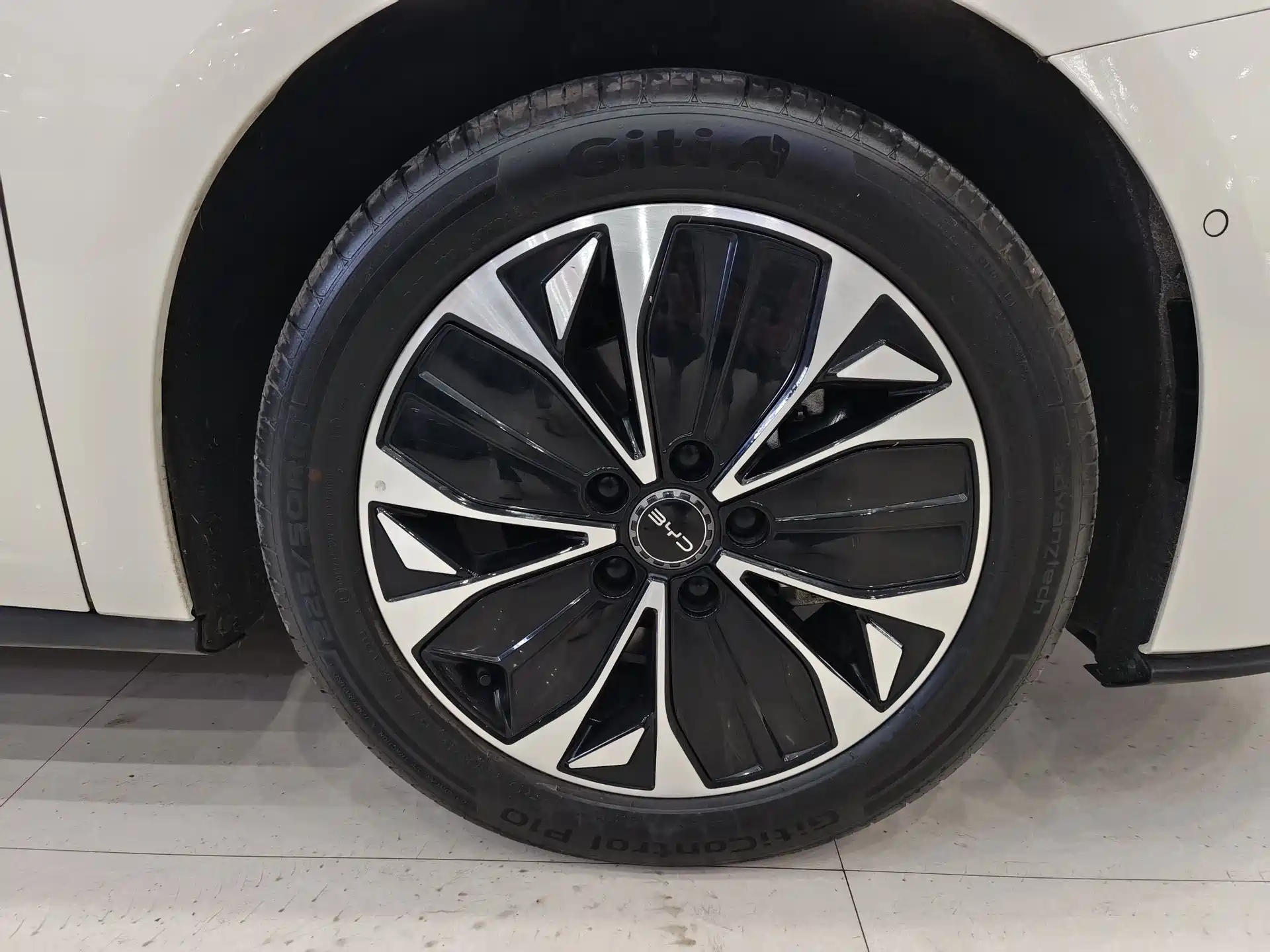 صورة 16 - BYD Seal 07 EV