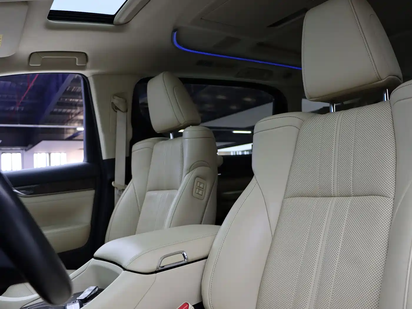 Toyota Alphard 2018 Facelift 3.5L Premium Edition фото 20