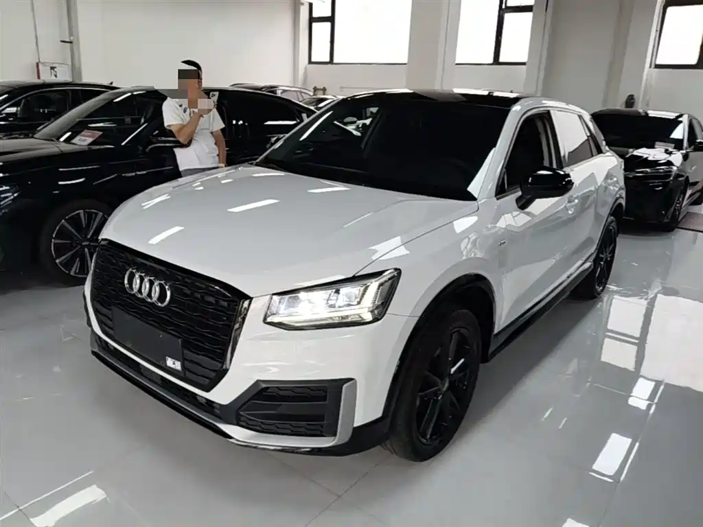 Audi Q2L 2021 35 TFSI Progressive Dynamic фото 2