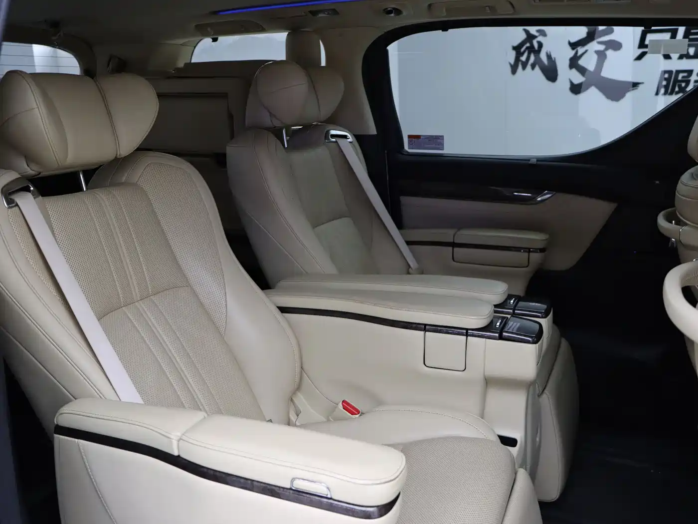 Toyota Alphard 2018 Facelift 3.5L Premium Edition фото 28