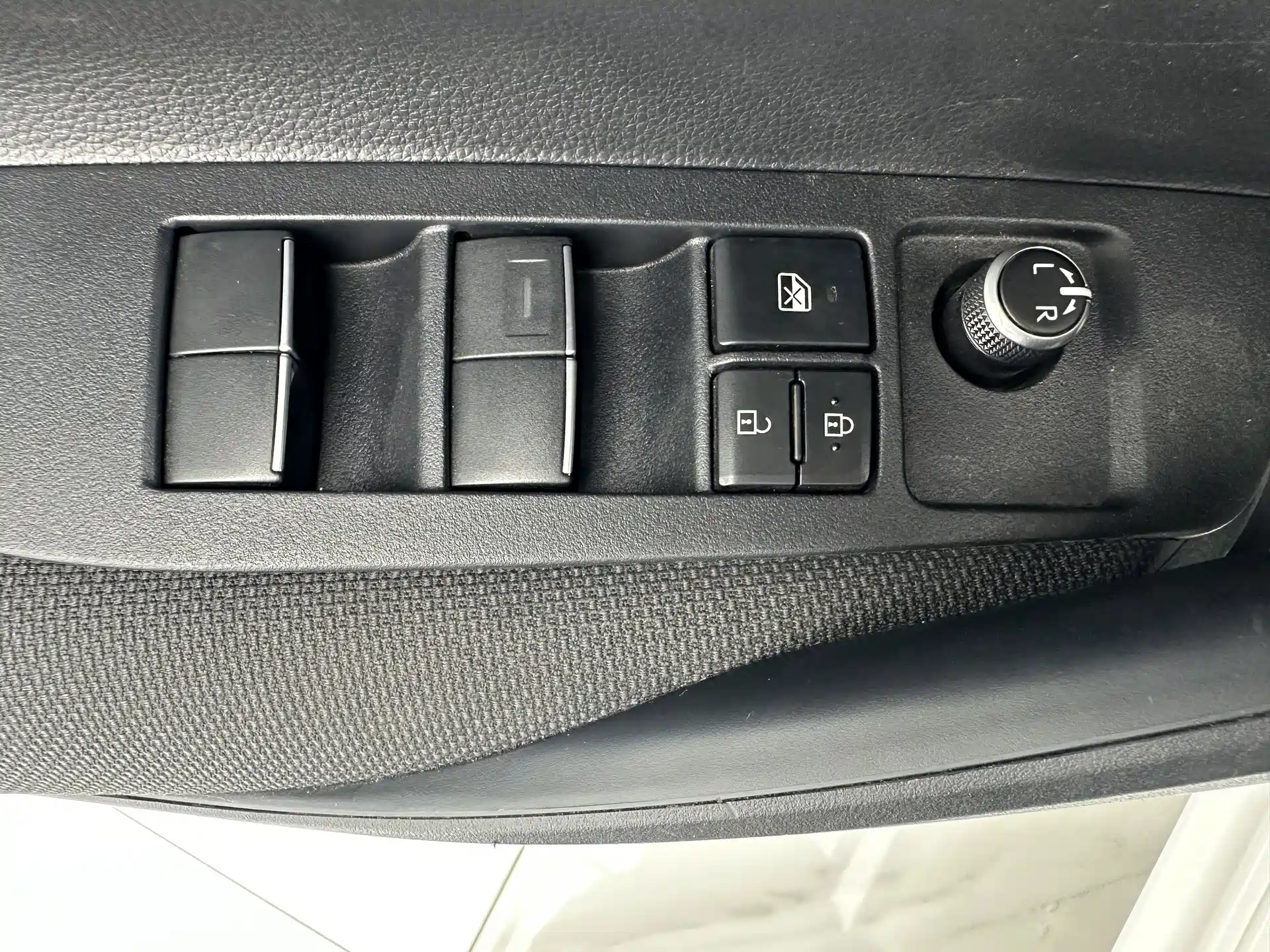 Photo 12 - Toyota Levin