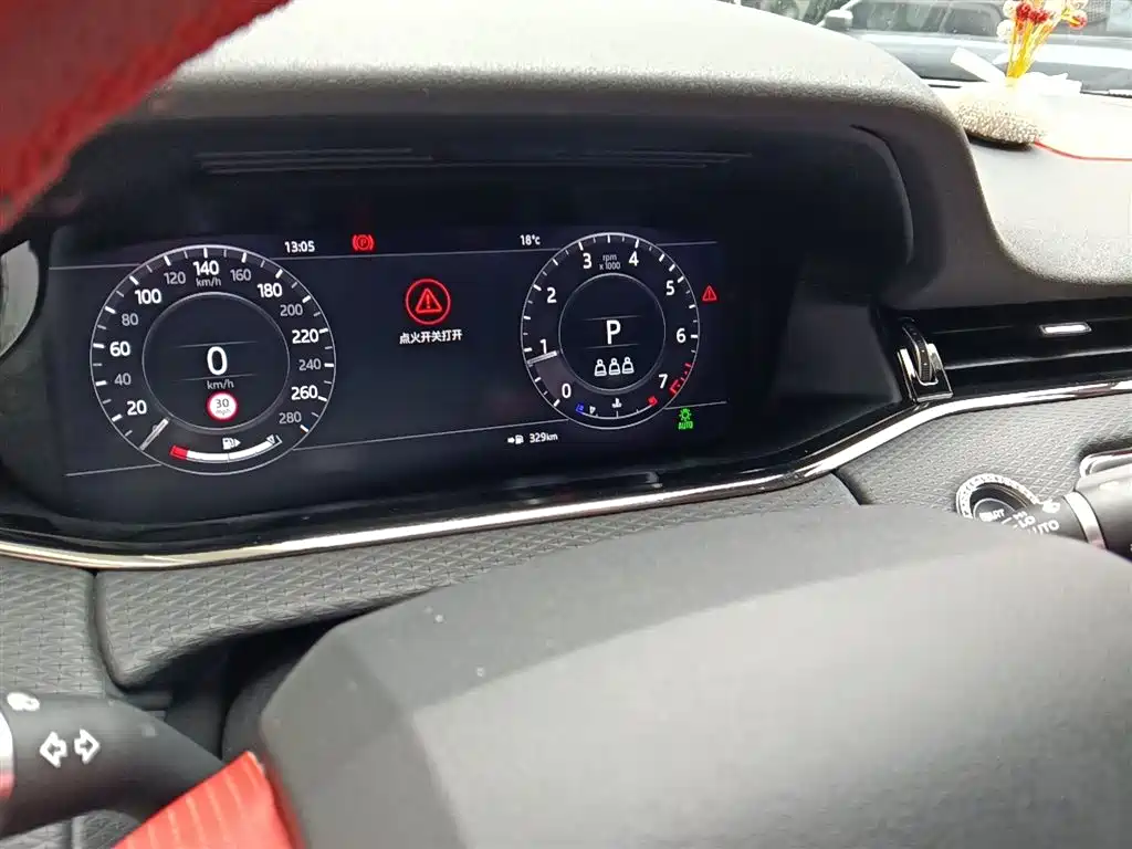 Land Rover Range Rover Evoque 2020 249PS R-DYNAMIC S Sport Edition фото 4