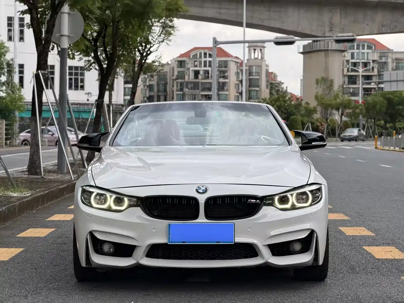 Photo 1 - BMW 4 Series