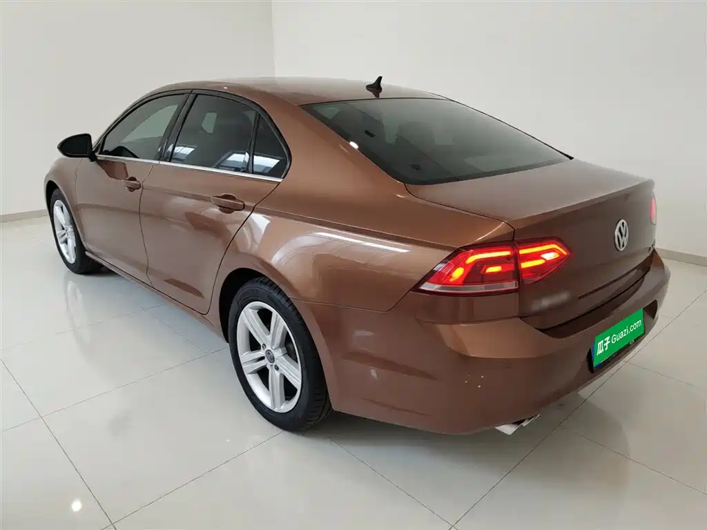 Volkswagen Lamando 2015 280TSI DSG Comfort фото 23