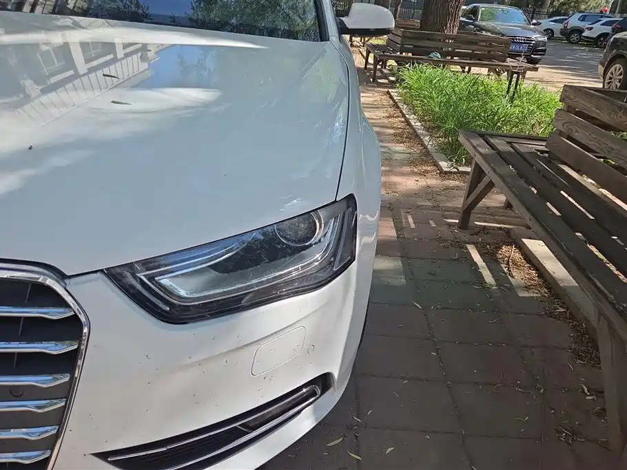 Audi A4L 2013 35 TFSI Automatic Comfort фото 5