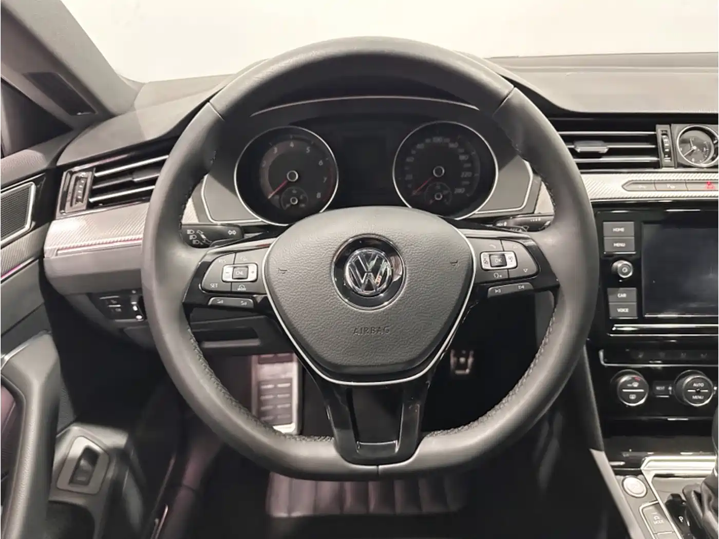 Volkswagen FAW-Volkswagen CC 2019 330TSI Charm Edition China VI фото 9
