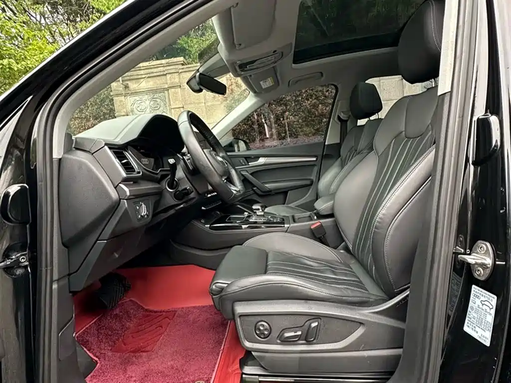 Audi Q5L 2022 40T Luxury Dynamic фото 13