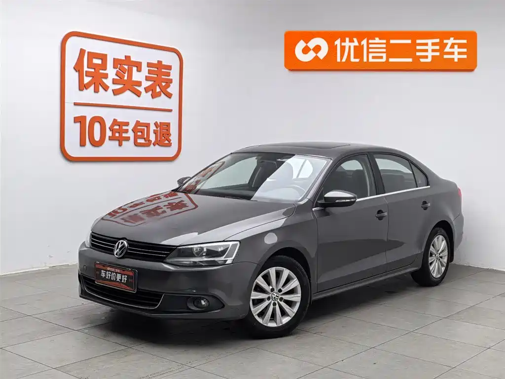 Volkswagen Sagitar 2014 Facelift 1.6L Manual Leading Version