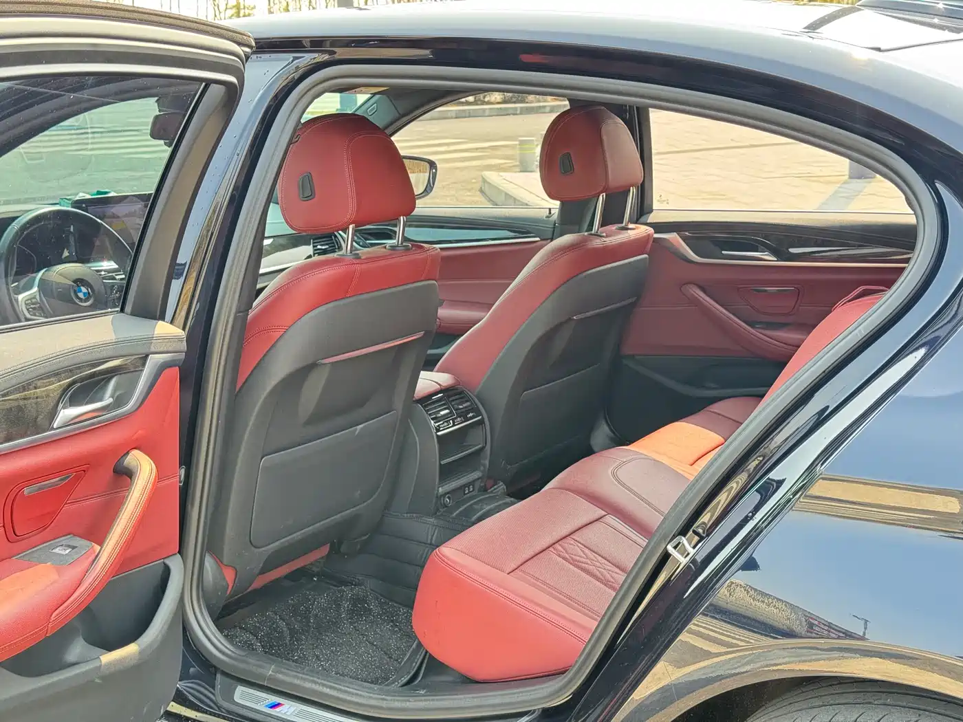 BMW 5 Series 2022 525Li M Sport Package фото 6