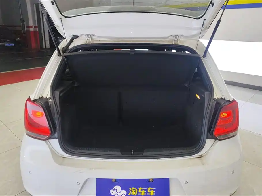 Volkswagen Polo 2012 1.4TSI GTI фото 4
