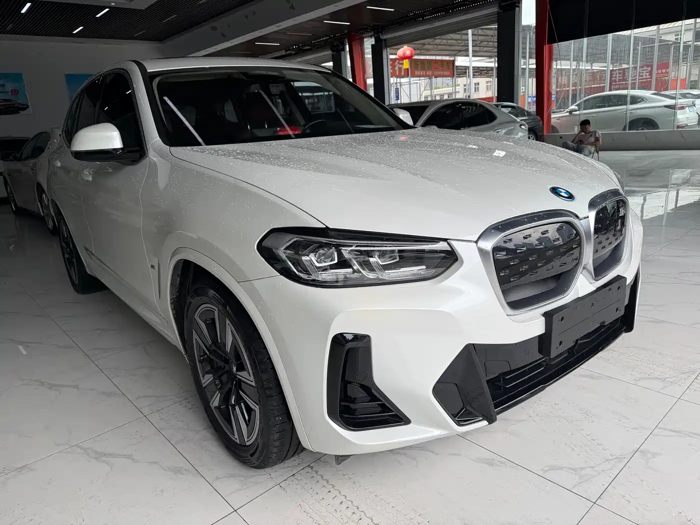 BMW iX3 2023 Leading Type фото 3