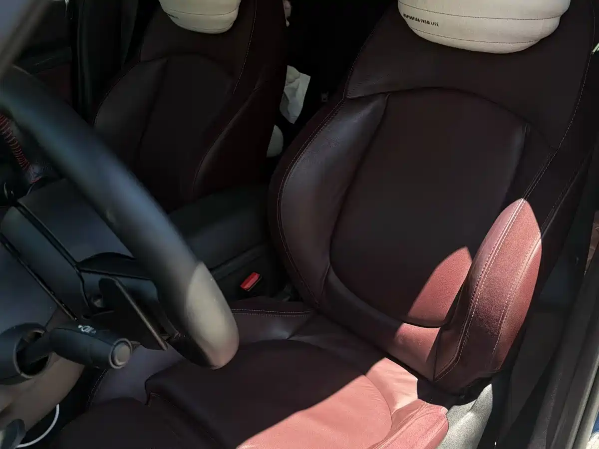 MINI CLUBMAN 2016 2.0T COOPER S Geek Edition фото 7