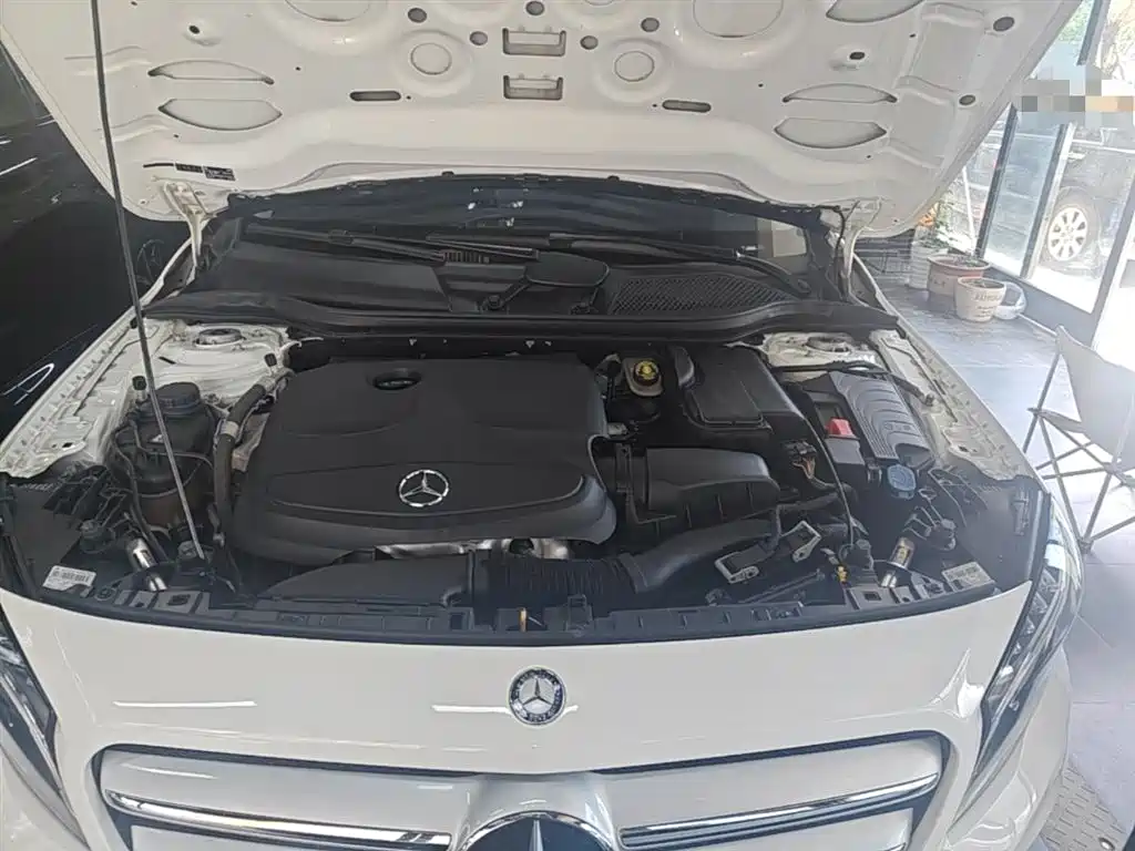 Mercedes-Benz GLA 2016 GLA 220 4MATIC Fashion фото 20