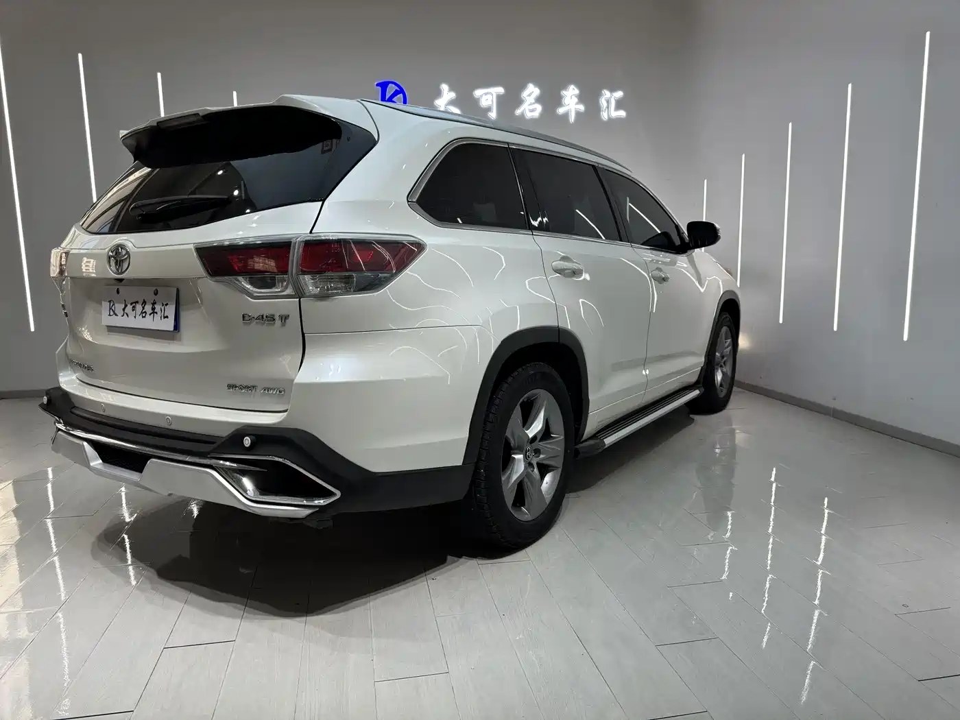 Toyota Highlander 2017 2.0T 4WD Premium 7-Seater фото 7