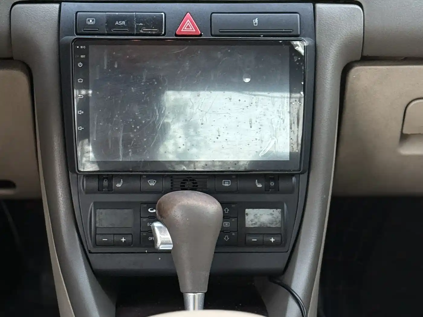 Audi A6 2004 Model 2.4L Luxury Comfort фото 9