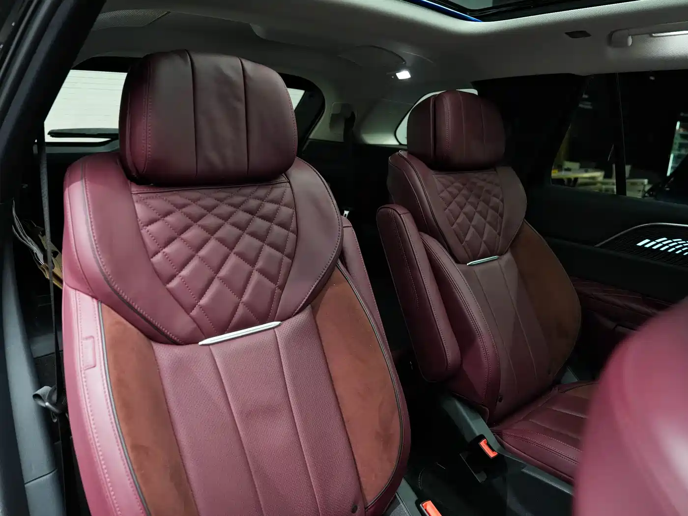 Hongqi E-HS9 2021 460km Flagship Comfort 6-seater фото 34