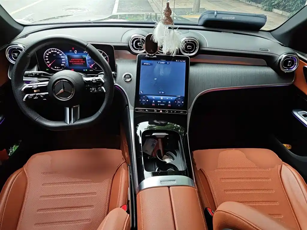 Mercedes-Benz GLC 2023 GLC 260 L 4MATIC Luxury 7-Seater фото 6