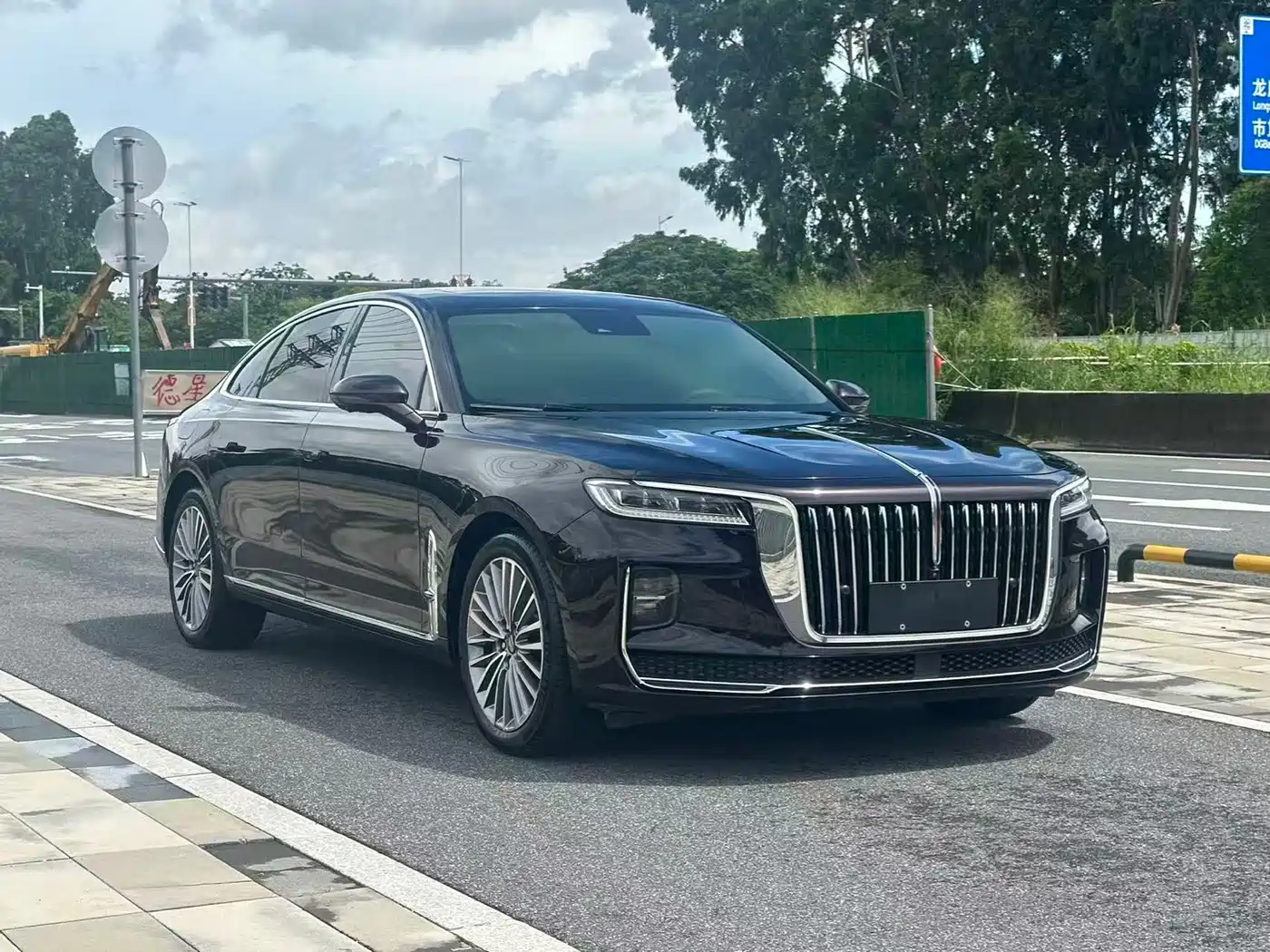 Hongqi H9 2020 2020 2.0T Smart Connection Qi Chang Edition