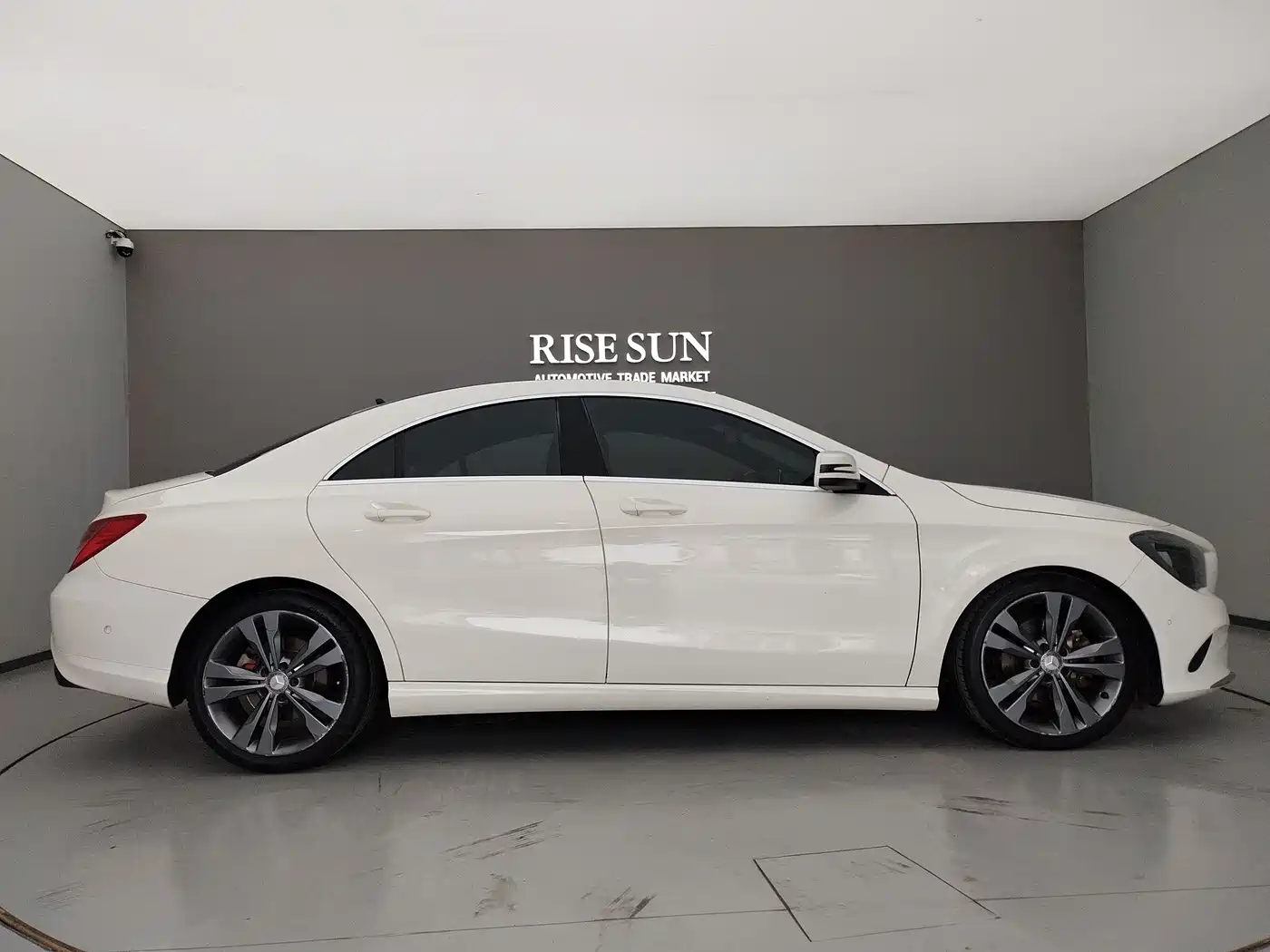 Mercedes-Benz CLA (Import) 2016 CLA 200 Sport фото 4