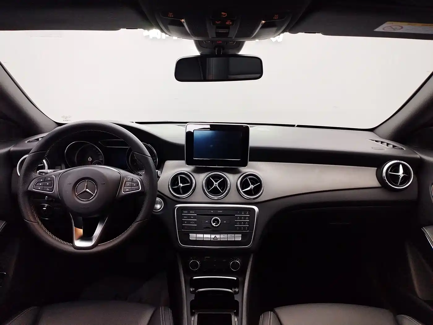 Mercedes-Benz CLA (Import) 2016 CLA 200 Sport фото 16