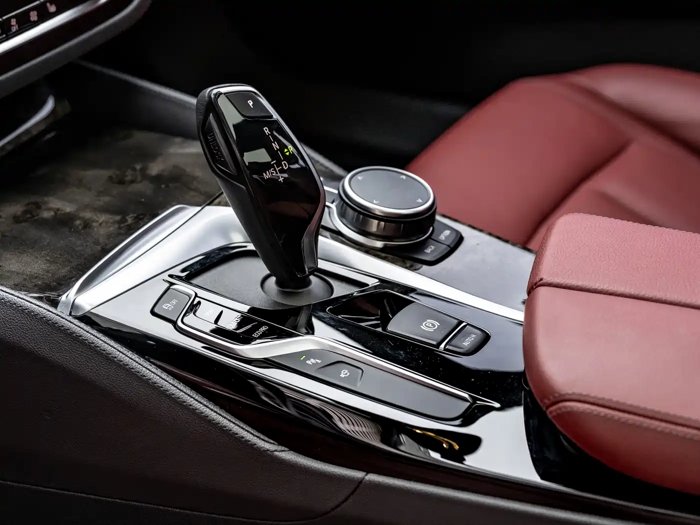 BMW 5 Series 2020 530Li Leading M Sport Package фото 10