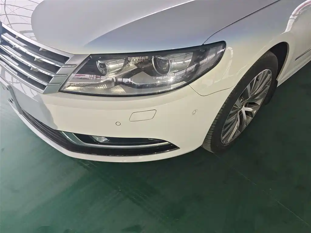 Volkswagen FAW-Volkswagen CC 2016 Model 1.8TSI Luxury фото 24
