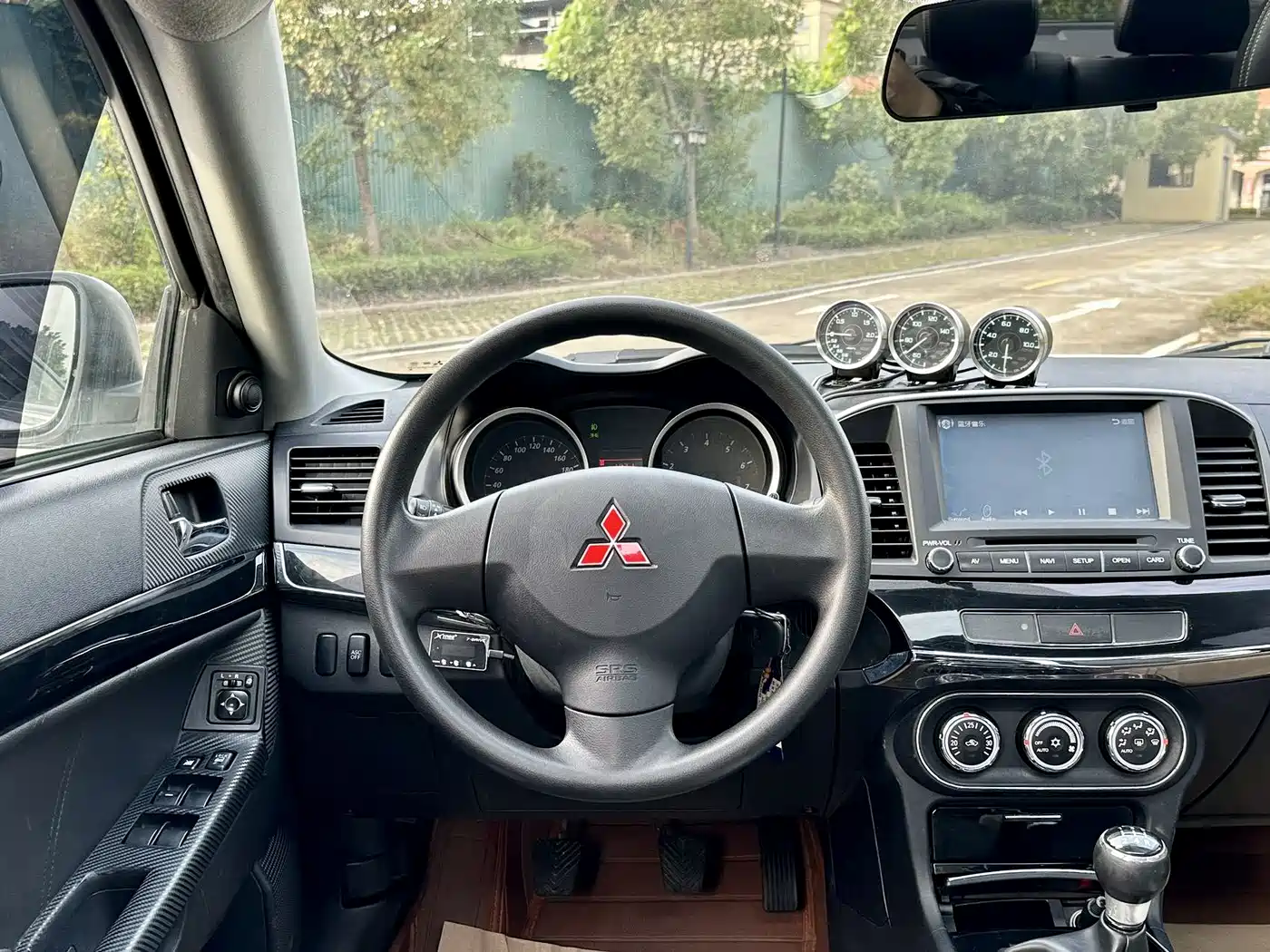 Mitsubishi Lancer EX 2012 Zhishang 1.8L Manual Luxury фото 8