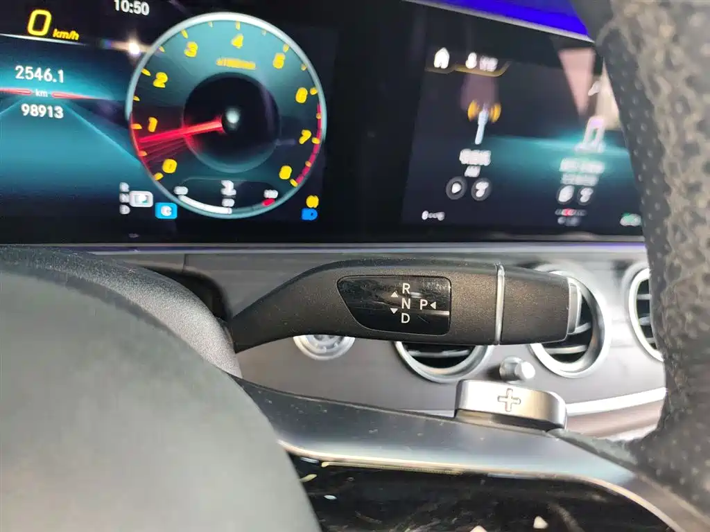 Mercedes-Benz E-Class 2021 E 300 L Sport Luxury Edition фото 10