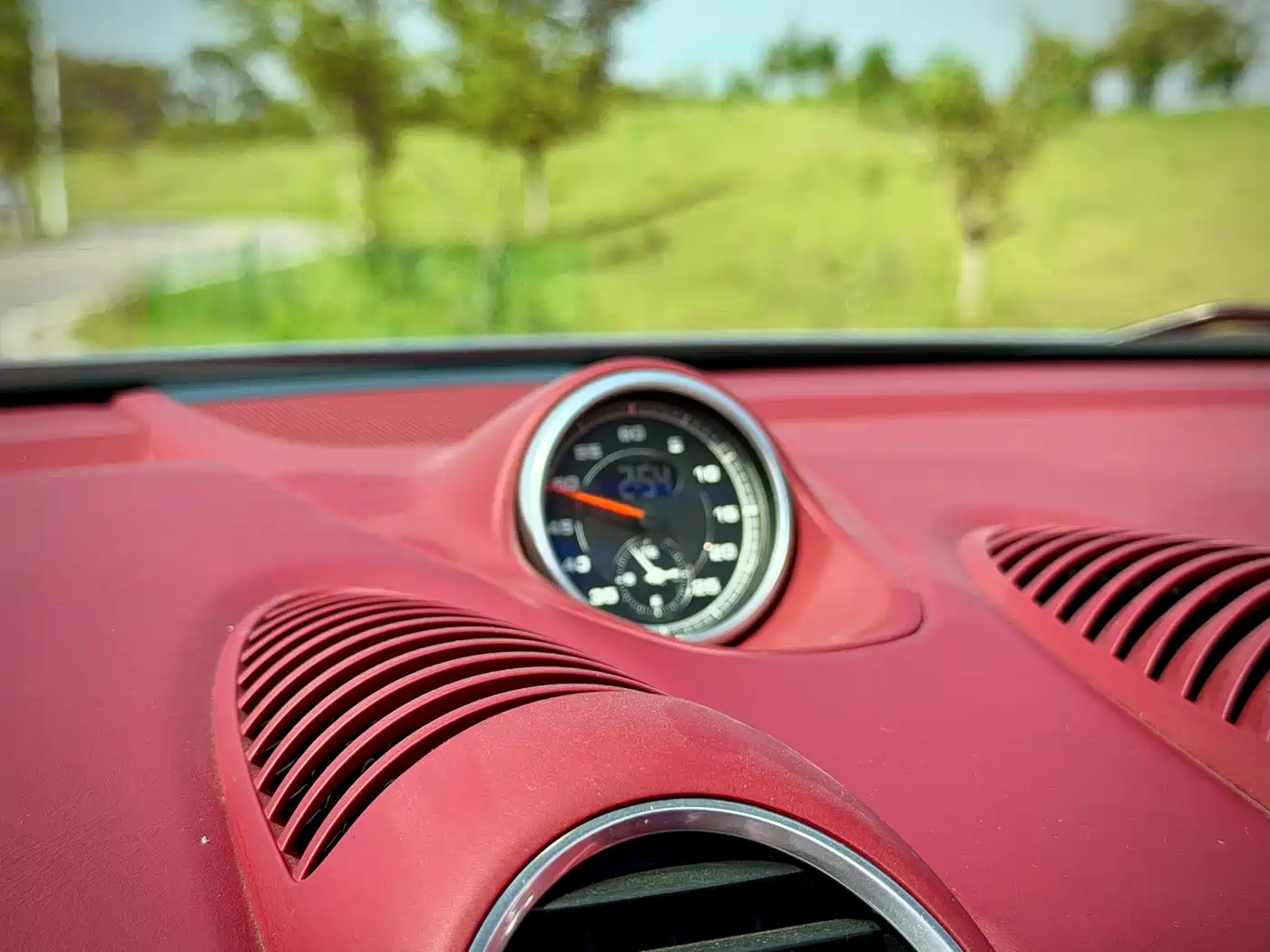 Porsche 718 2022 Boxster 2.0T фото 20