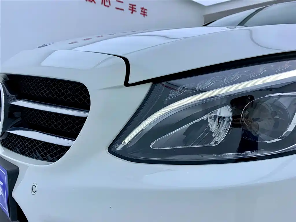 Mercedes-Benz C-Class 2017 Facelift C 200 Sport Edition фото 7