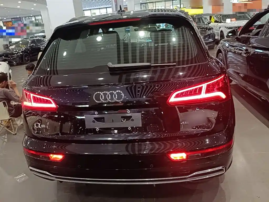 Audi Q5L 2018 45 TFSI Exclusive Fashion China VI фото 6